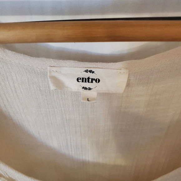 L Ladies Tan Boho Crocheted Tank Top - Picture 4 of 5